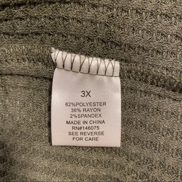 Sweet Romeo Green Camo-Print Waffle Knit Pullover, Sz 3X - Picture 5 of 11